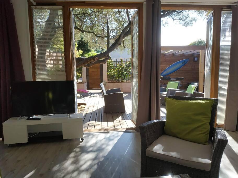 Studio Jacuzzi Prive A 8 Min A Pied De La Plage Apartman La Ciotat Kültér fotó
