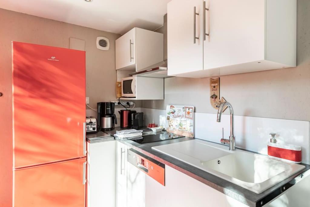 Studio Jacuzzi Prive A 8 Min A Pied De La Plage Apartman La Ciotat Kültér fotó