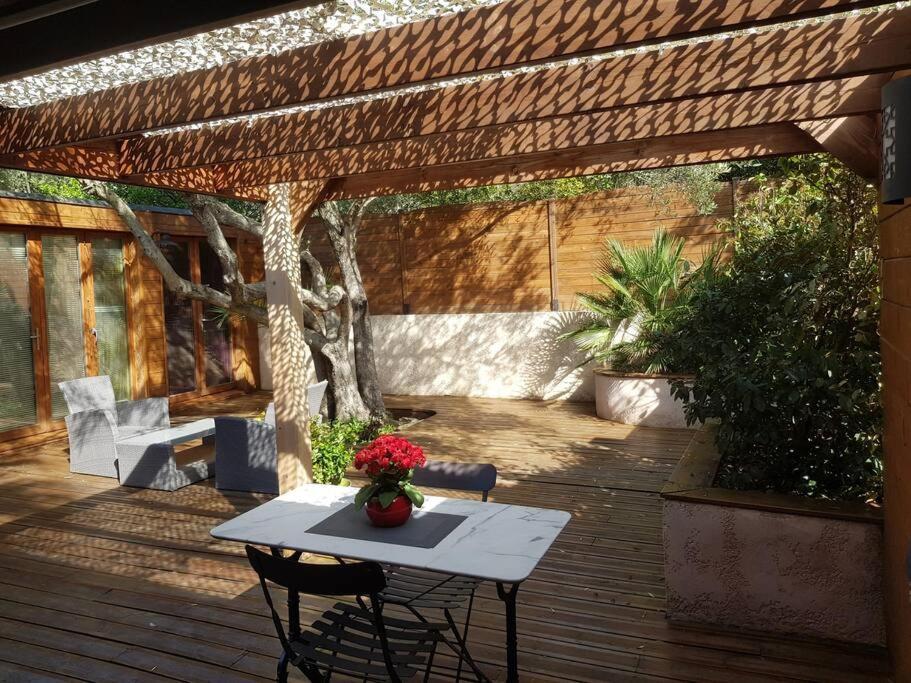 Studio Jacuzzi Prive A 8 Min A Pied De La Plage Apartman La Ciotat Kültér fotó